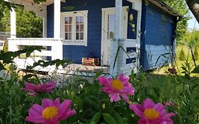 Campsite 37A - Wooden Cabins